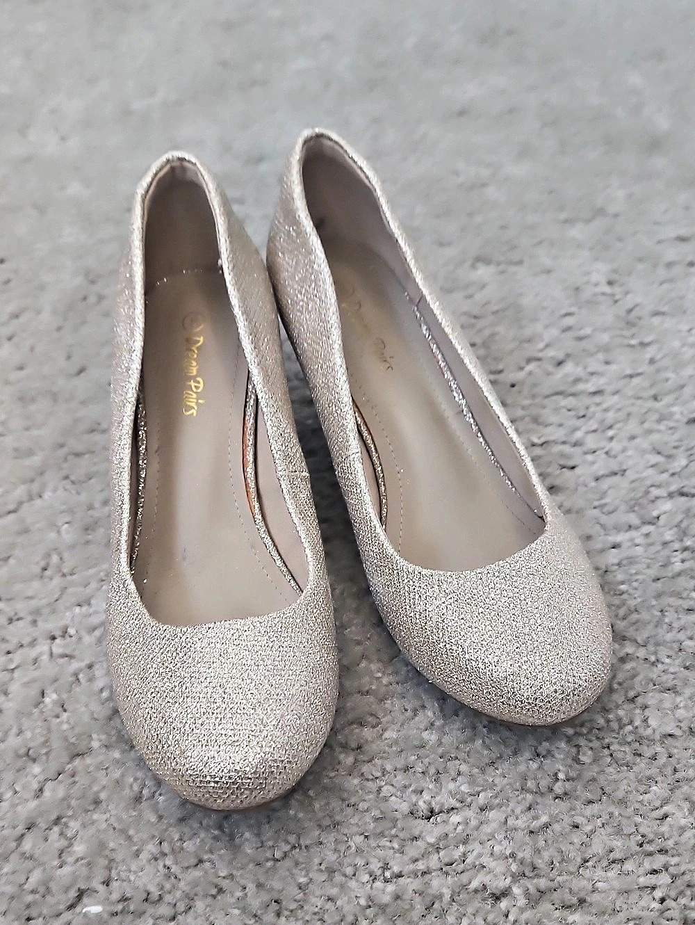 Dream Pairs Glitter Pumps Gold US 8